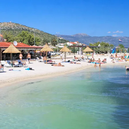 With Parking Space - 24927 Apartman