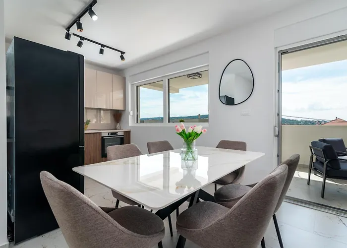 With Parking Space - 24927 Appartement